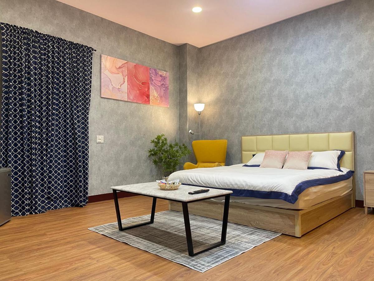鄉間小路 Home 備有專屬停車場 주산 외부 사진